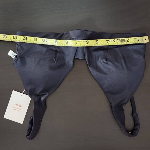 Andie Black Bikini Top Black Swim Top NWT Small Black Swimwear Andie Swim Top - Picture 10 of 11